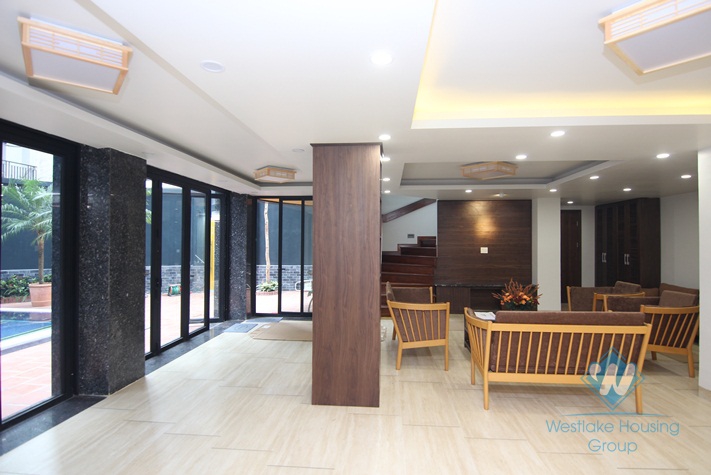 02 floor apartment with swimming for rent in Xuan dieu st, Tay Ho district 